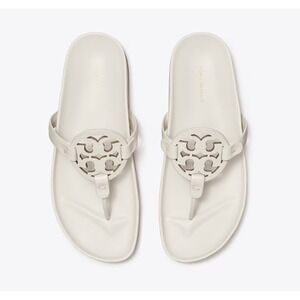 Tory Burch Cream Sandals with Logo Accent